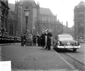 Nieuwjaarsreceptie Koninklijk Paar te Amsterdam. Aankomst Koninklijk Paar, Bestanddeelnr 905-4872