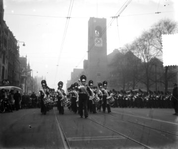 Nieuwjaarsreceptie Koninklijk Paar te Amsterdam. Erewacht, Bestanddeelnr 905-4886