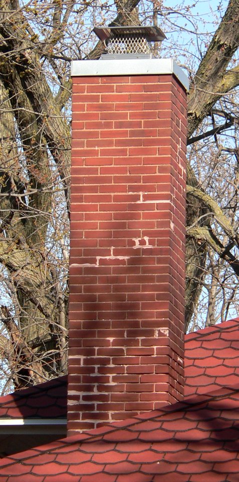 Newton house (Sioux City) chimney 1