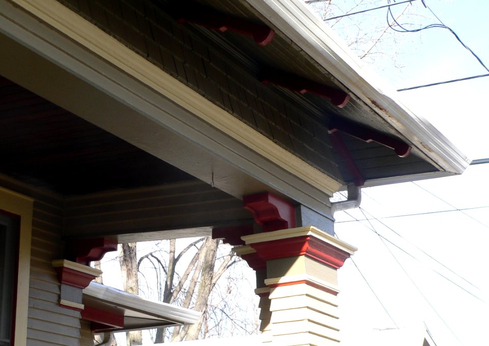 Newton maid cottage (Sioux City) porch upper