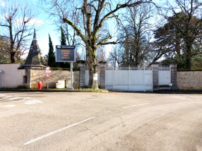 Neyron - Chemin de Sermenaz, intersection avec la rue de la Dombes