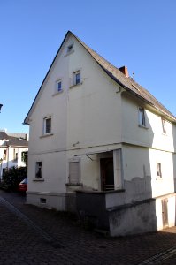 Niederbrechen, Bergstraße 3
