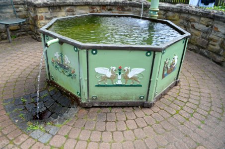 Niederdreisbach, Gusseiserner Brunnen (1)