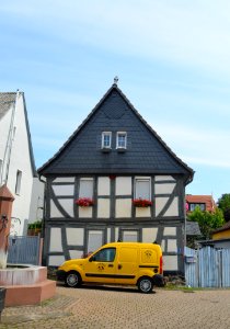 Nieder-Florstadt, Marktplatz 4 (1)