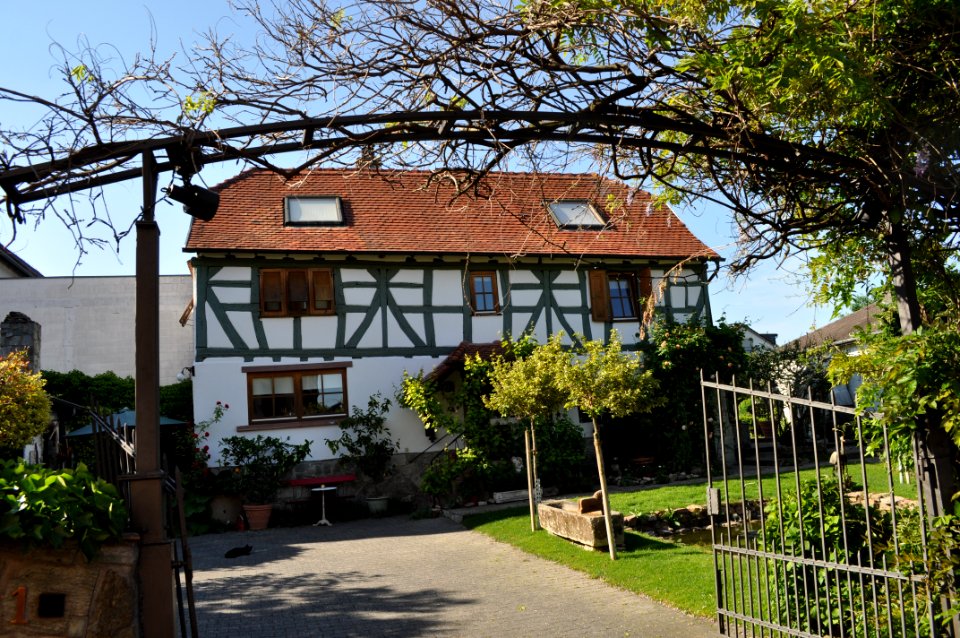 Niederhöchstadt, Metzengasse 1