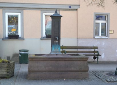 Niederjosbach, Brunnen (1)