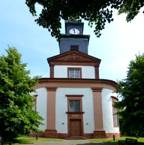 Nieder-Florstadt, Evangelische Kirche