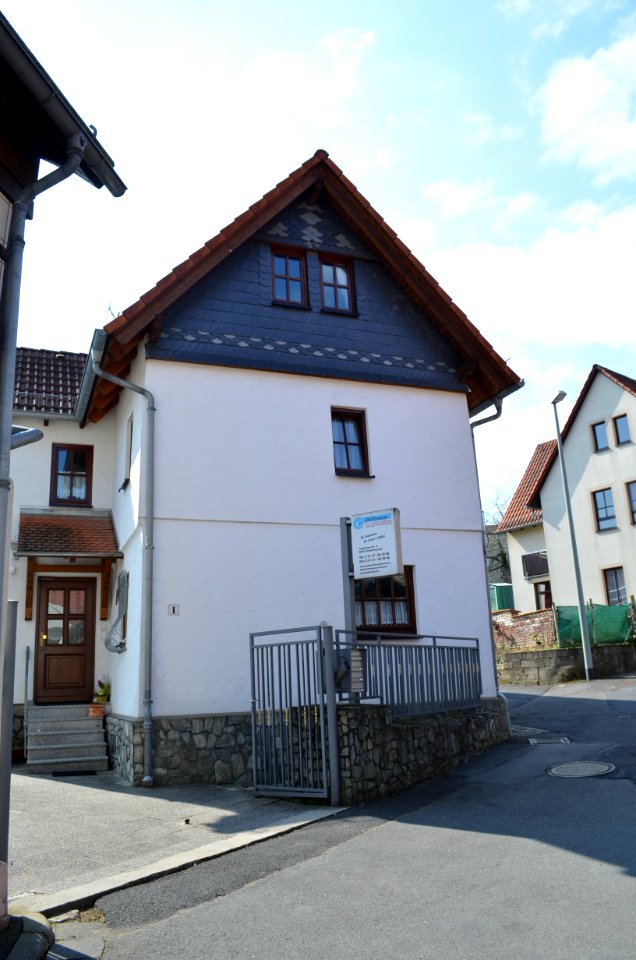 Niederjosbach, Am Josbach 1