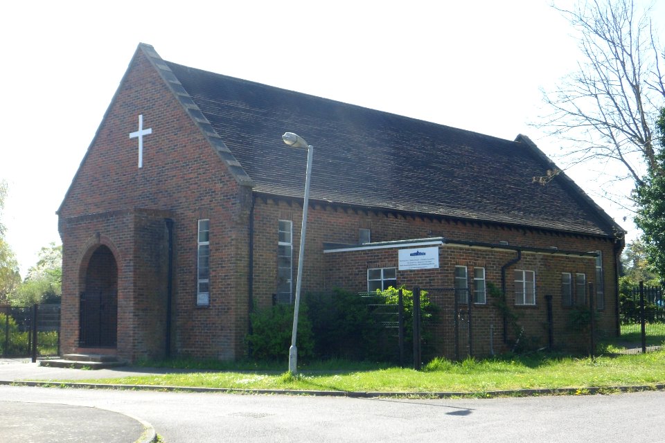 New Hope Centre (Elim Pentecostal), Larch Avenue, Bellfields, Guildford (April 2014, from Northeast)