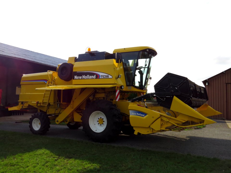 New Holland TC56 - 2