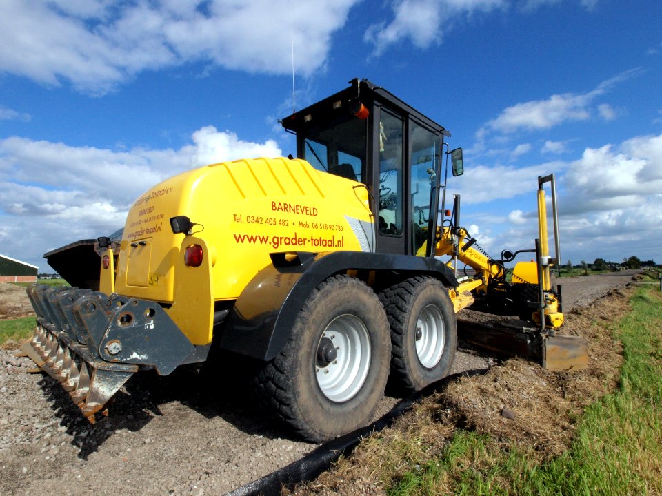 New Holland F106.6-A p2