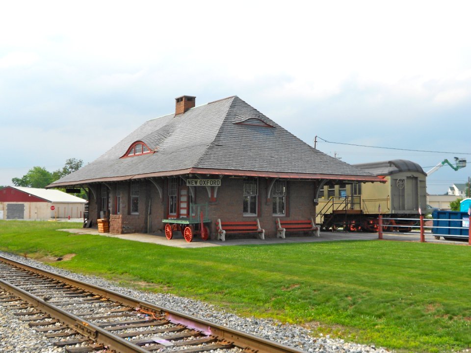 New Oxford PA RR station