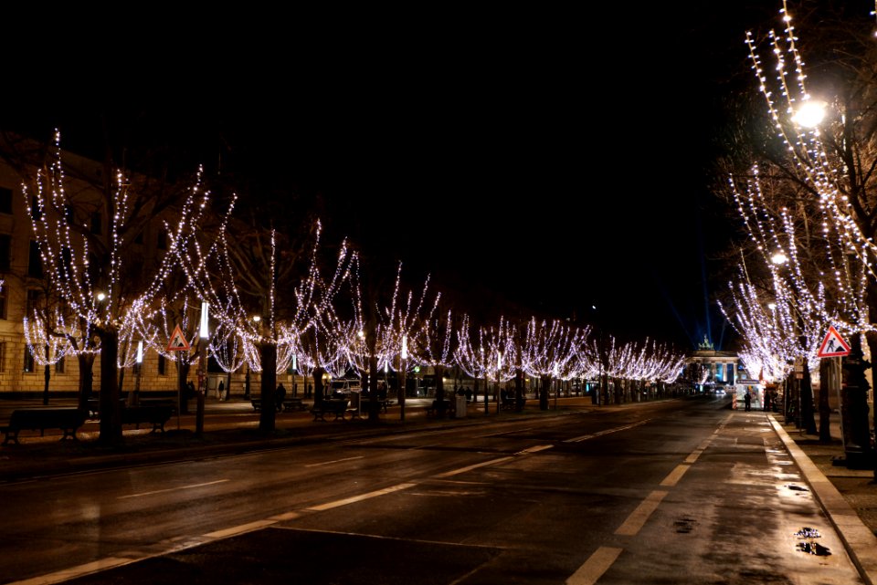 New year 2021 exclusion zone Berlin Unter den Linden 08
