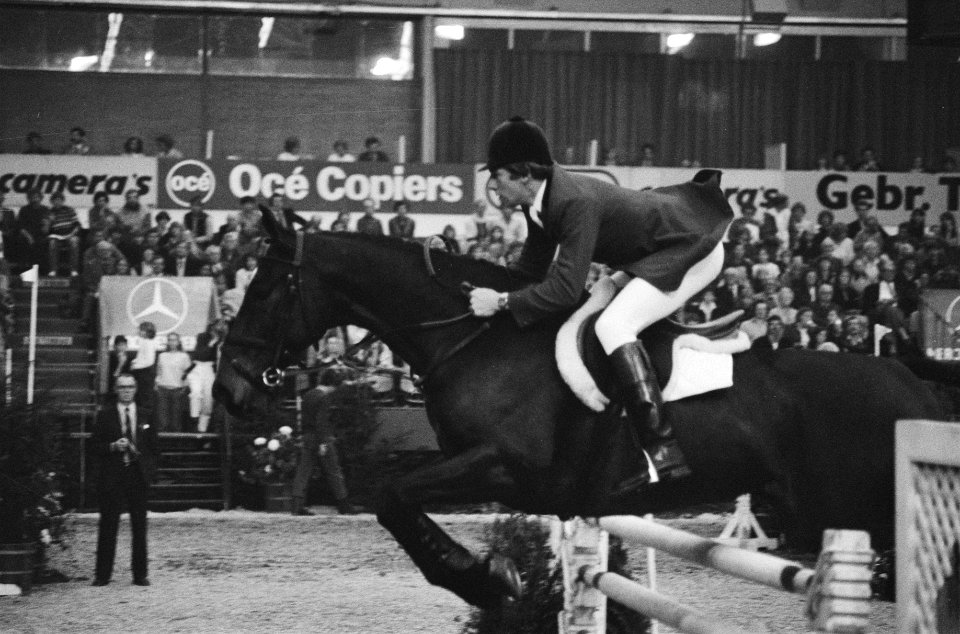 Nick Skelton (Engeland) op Whato in aktie, Bestanddeelnr 931-7795
