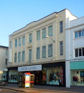 New Look (formerly Wade's Department Store), 188–191 Western Road, Brighton (September 2016)