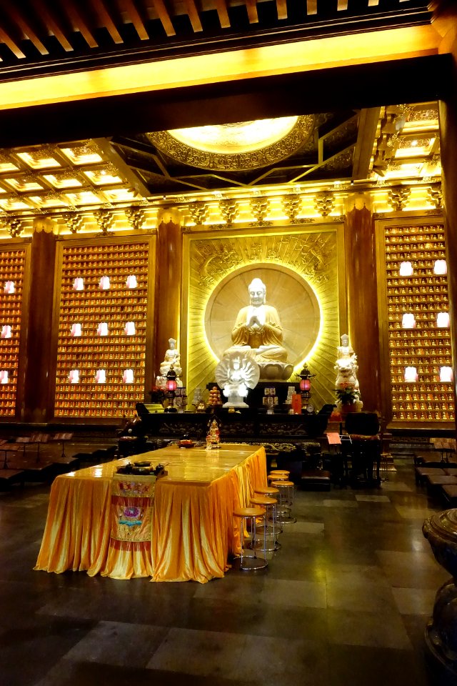 Niches for statues of the Buddha, Guangzhou Dafo Temple