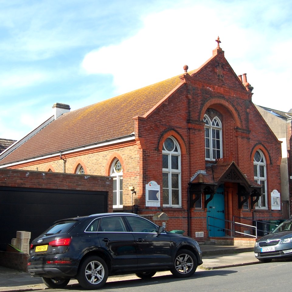 New Life Christian Church (Baptist), Rutland Road, Poets' Corner, Hove (March 2020) (1)