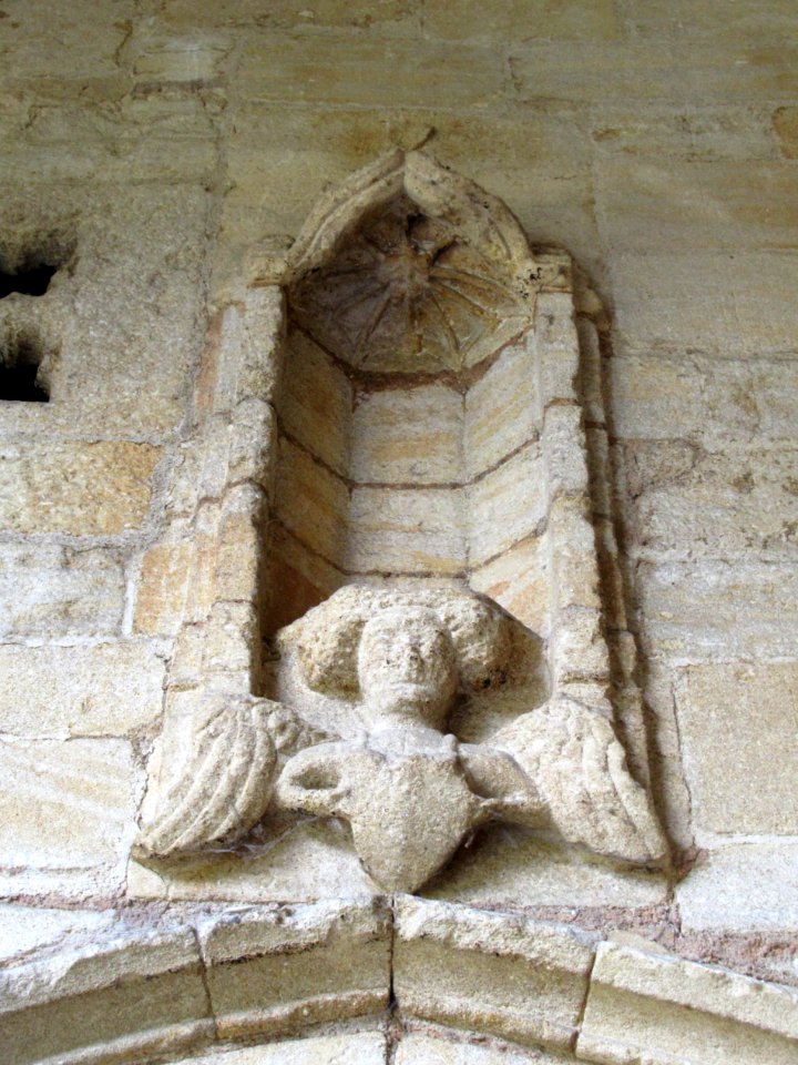 Niche, west porch, Peterborough Cathedral 03