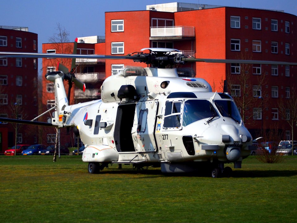 NH90 NFH (NATO Frigate Helicopter) AgustaWestland of the Royal Netherlands Navy (RNLN) at Hoofddorp, foto03