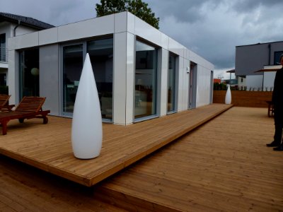 Nice container