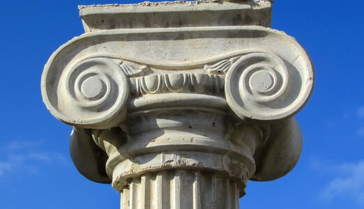 Column ionic elegance photo