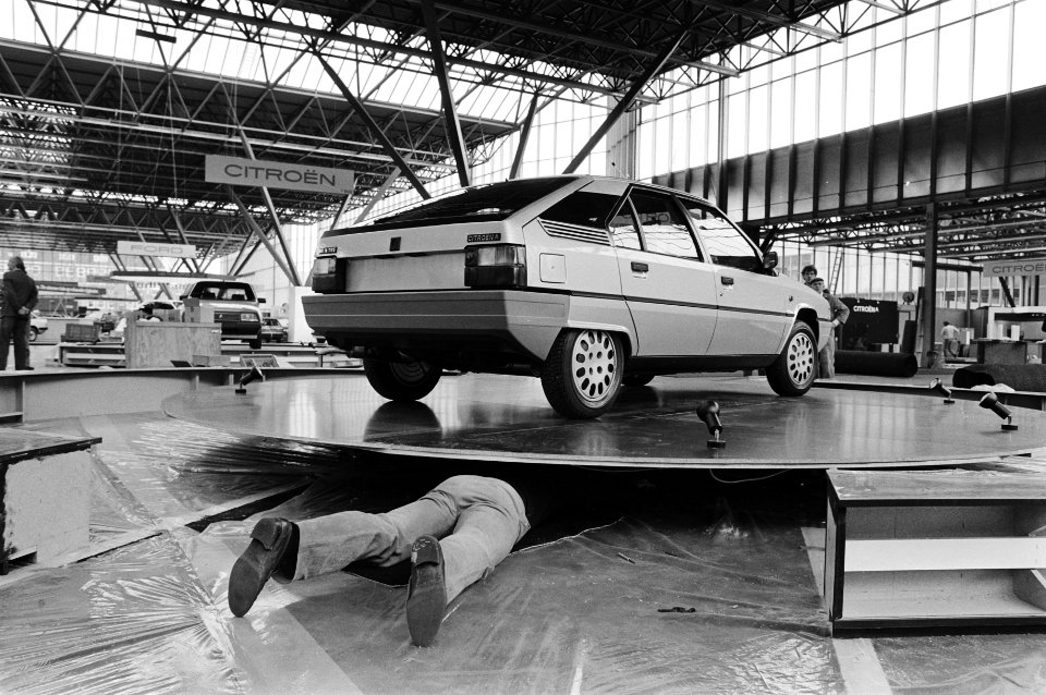 Nieuwe Citroën BX wordt opgesteld, Bestanddeelnr 932-4850