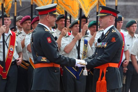 Nieuwe commandant voor de landmacht-3