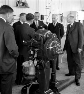 Nieuwe fabriek Bronswerk (opening door Burgemeester), Bestanddeelnr 905-0557