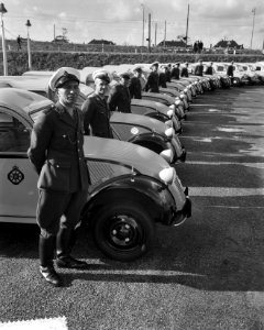 Nieuwe autos voor de Wegenwacht, Bestanddeelnr 910-7562