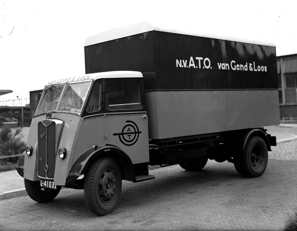 Nieuwe Guy Vixen vrachtwagen voor de NV ATOVan Gend en Loos, Bestanddeelnr 901-7990