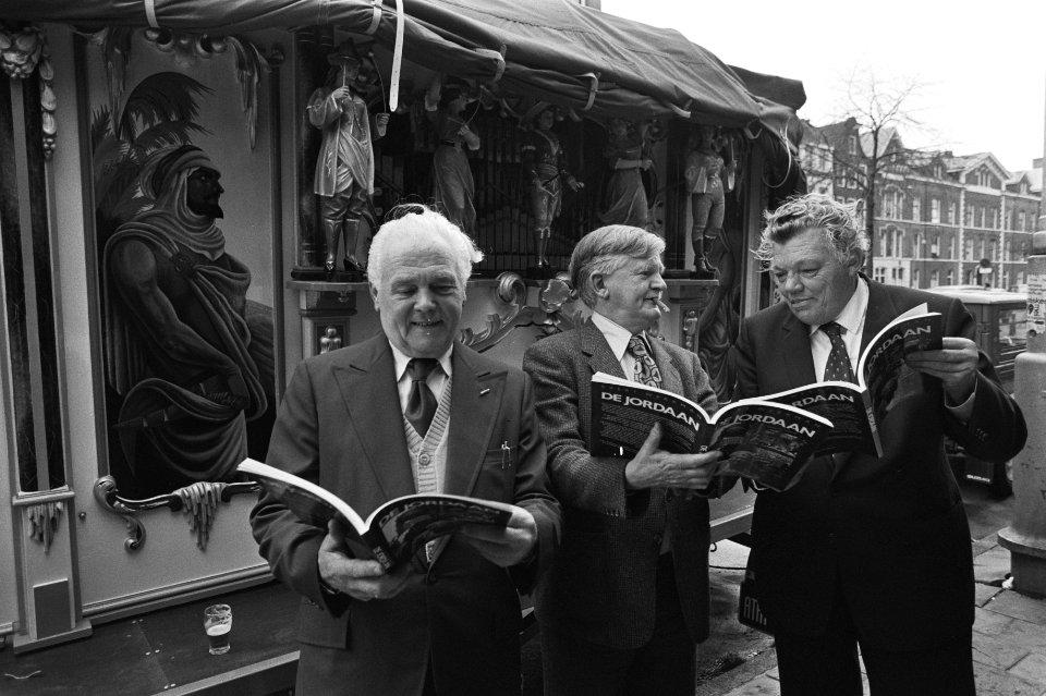 Nieuwe boek Evert Werkman de Jordaan in A'dam aan pers gepres., 1e ex. aan Ams, Bestanddeelnr 931-1460