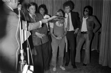 Nieuwe LP in Hilton Amsterdam, Henk van Dijk, Seth Gaaikema, Willeke Alberti en , Bestanddeelnr 924-9121