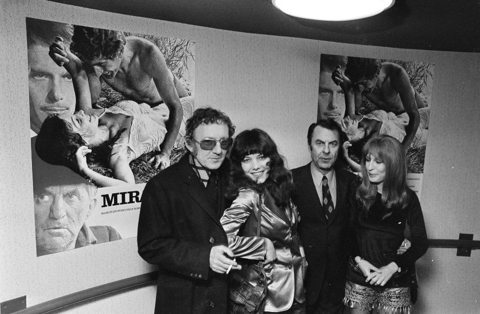 Nieuwe film Mira van Fons Rademakers in première in City, Amsterdam vlnr Hugo, Bestanddeelnr 924-3228