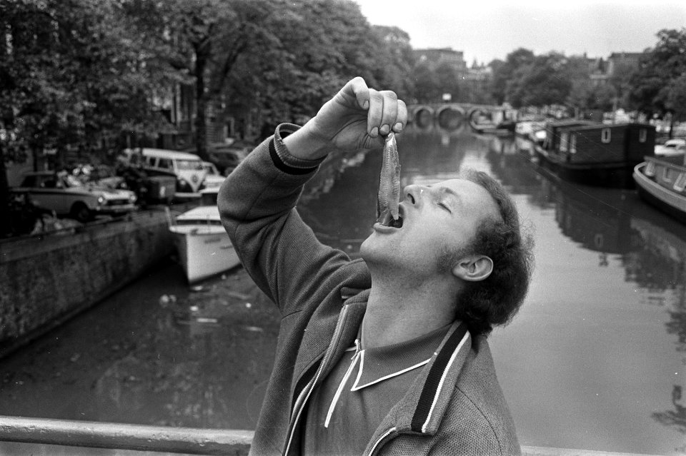 Nieuwe haring man eet haring, Amsterdam, Bestanddeelnr 923-5534