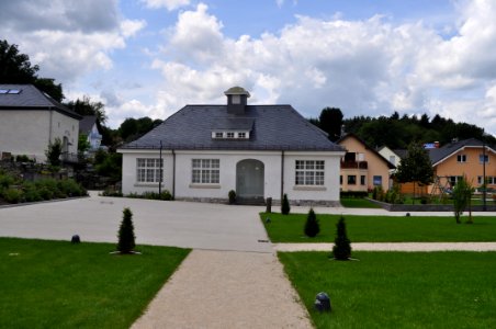 Niederselters, Seltersbrunnen, Nebengebäude