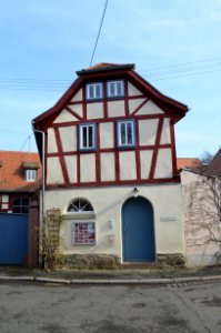 Niederursel, Alt-Niederursel 35, Front