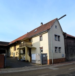 Niederursel, Alt-Niederursel 10