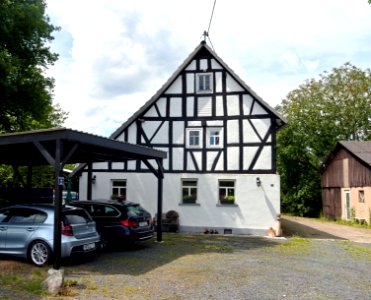 Niederwambach-Ascheid In der Burg 2