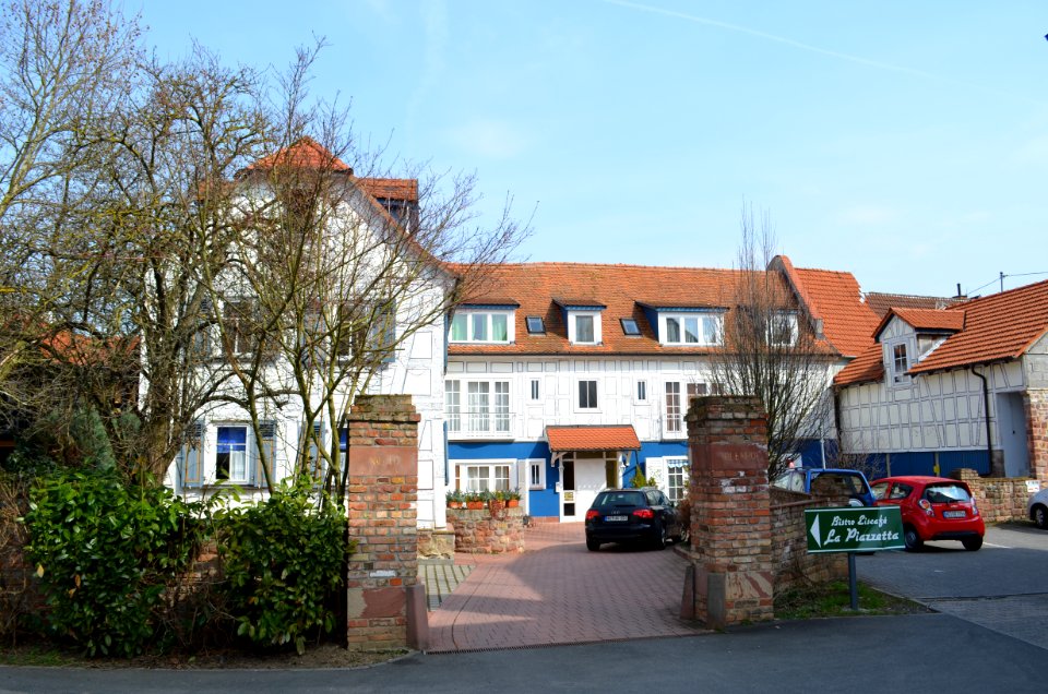 Nieder-Erlenbach, Alt Erlenbach 40