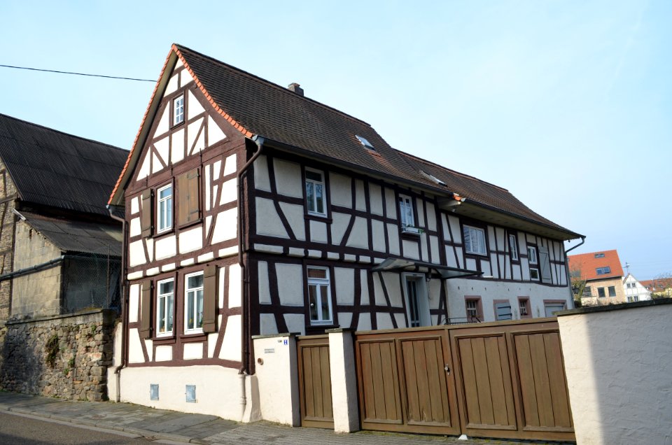 Niederursel, Seibertsgasse 2(1)