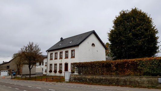 Nieder-Emmels-Alte Schule (1)