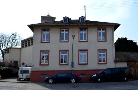 Niederursel, Alt-Niederursel 34
