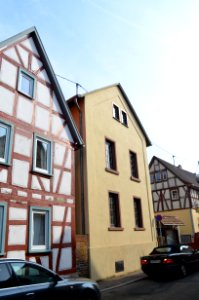 Niederursel, Alt-Niederursel 23