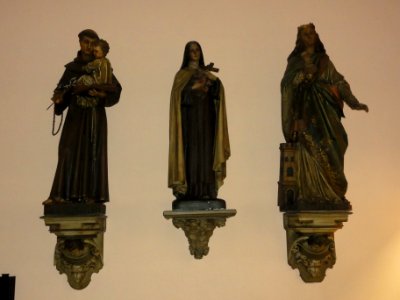 Niderviller (Moselle) église statues trois saints