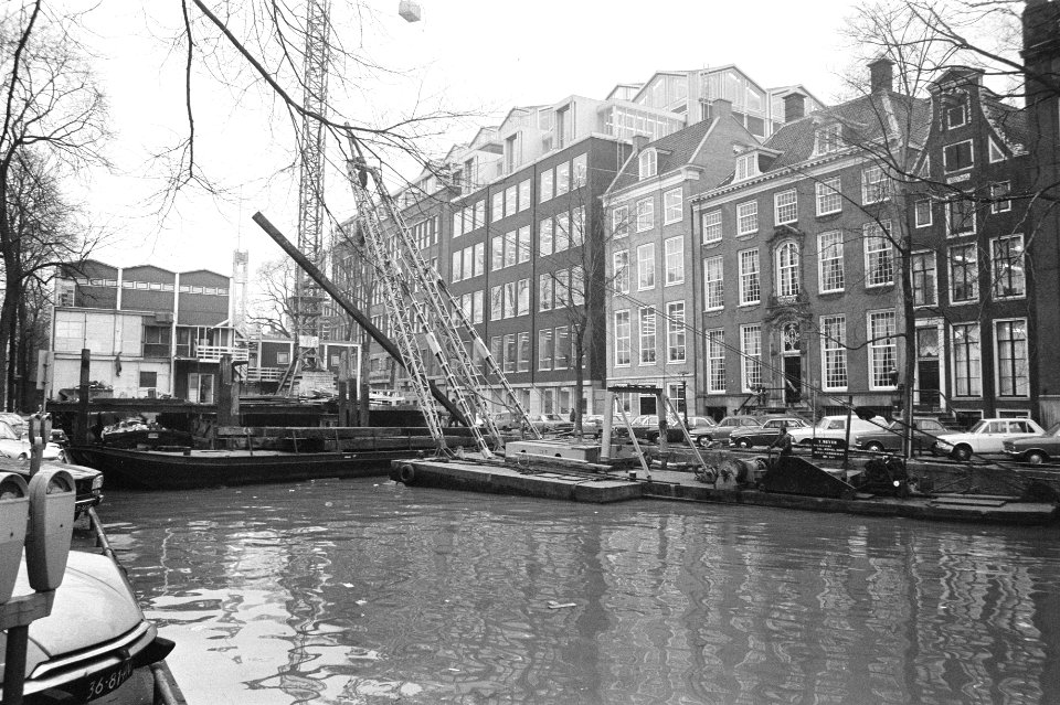 Nieuwe brug over Nieuwe Herengracht bij Amstel (nr. 237 Amsterdam, Bestanddeelnr 925-2857