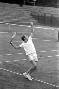 Nico Fleury (foto) speelt tegen H. Herok, Bestanddeelnr 921-5927