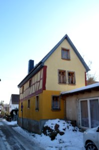 Niederursel, Hennegasse 10 (1)