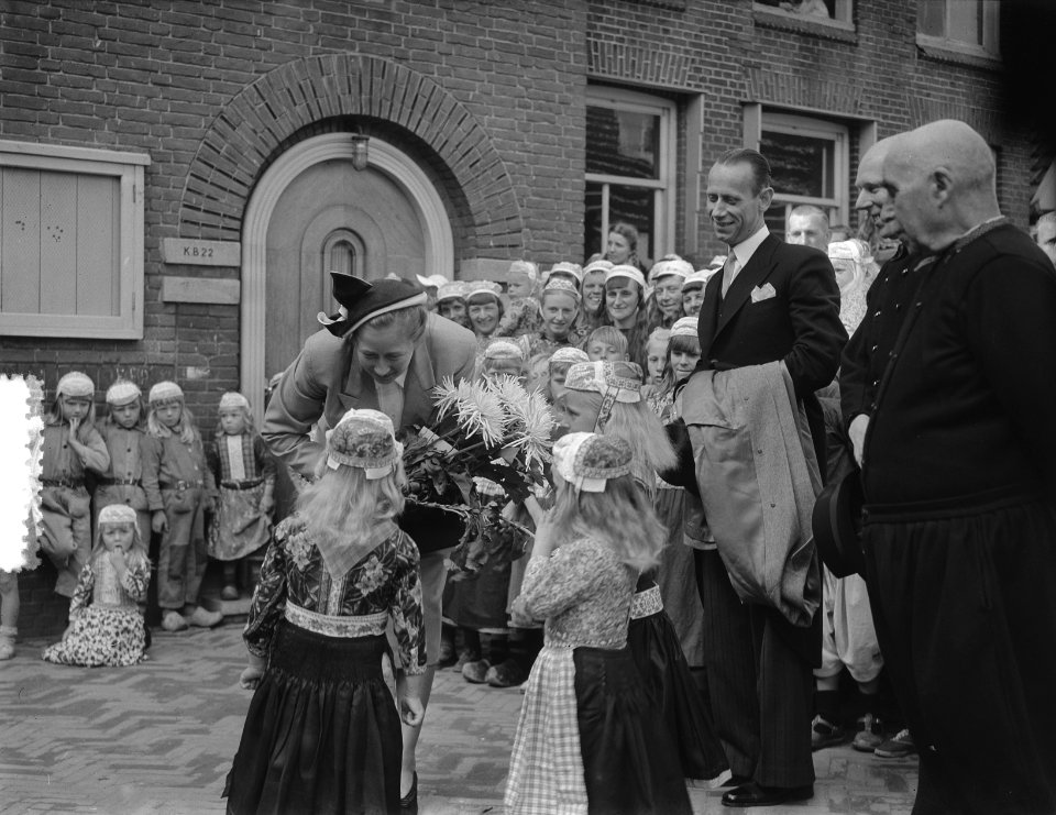 Nieuwe burgemeester B. C. van Hout te Marken, Bestanddeelnr 905-2930