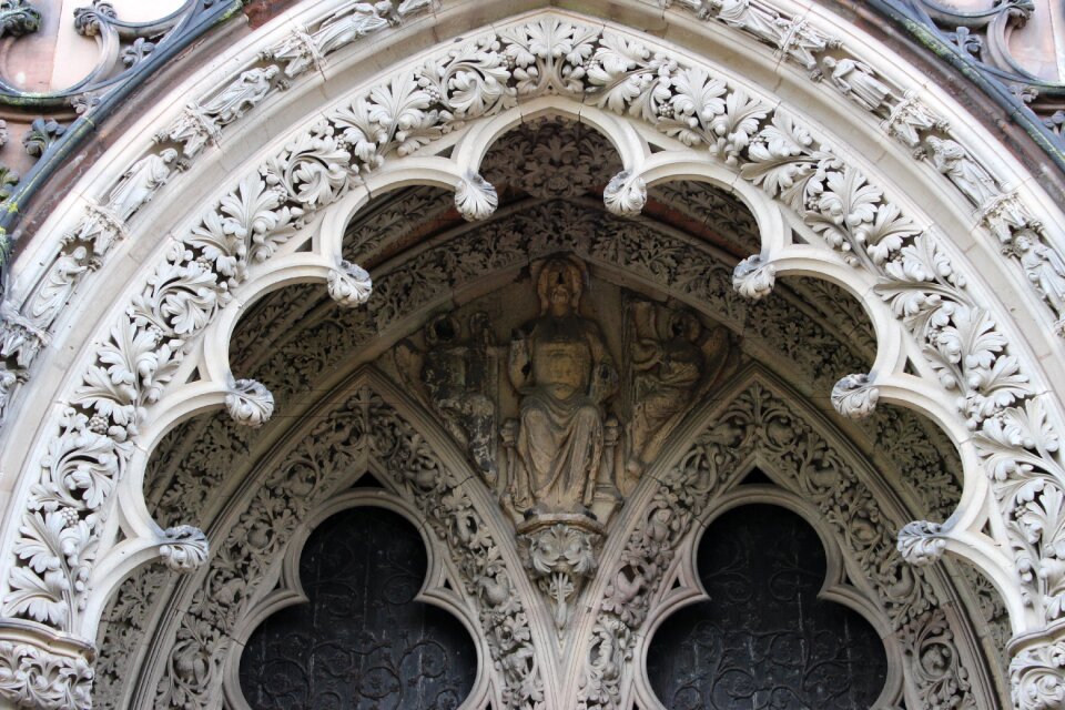 Entrance medieval arch photo