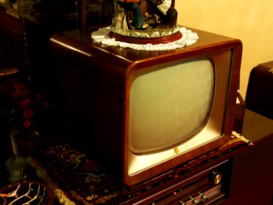 Old Philips television set, pic9
